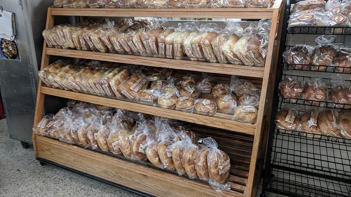 Wenzels The Bakers – bakery in Brentwood town centre